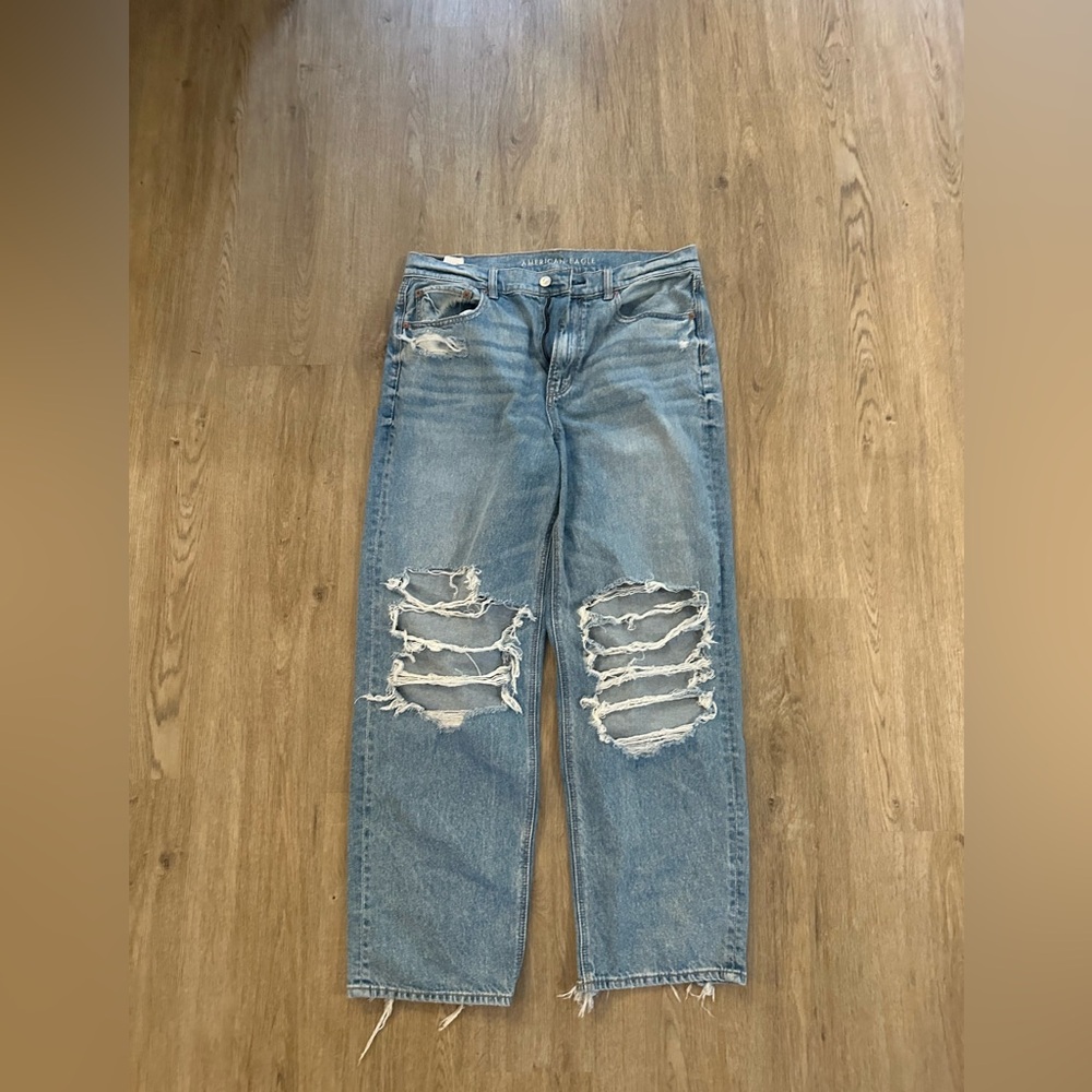 American Eagle Outfitters Ripped Straight Leg Jeans - Light Blue - Picture 3 of 6